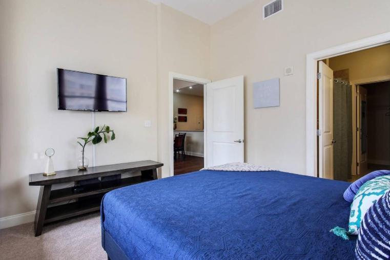 ניו אורלינס Amazing Condos Beautiful View 2 Blocks To French Quarter, Small Rooftop Pool, Gym, Seanger Theater, Super Dome, And Bourbon St מראה חיצוני תמונה