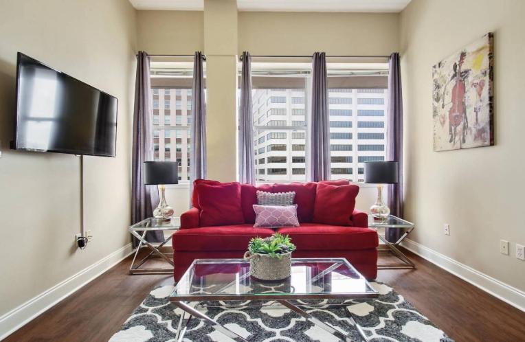 ניו אורלינס Amazing Condos Beautiful View 2 Blocks To French Quarter, Small Rooftop Pool, Gym, Seanger Theater, Super Dome, And Bourbon St מראה חיצוני תמונה