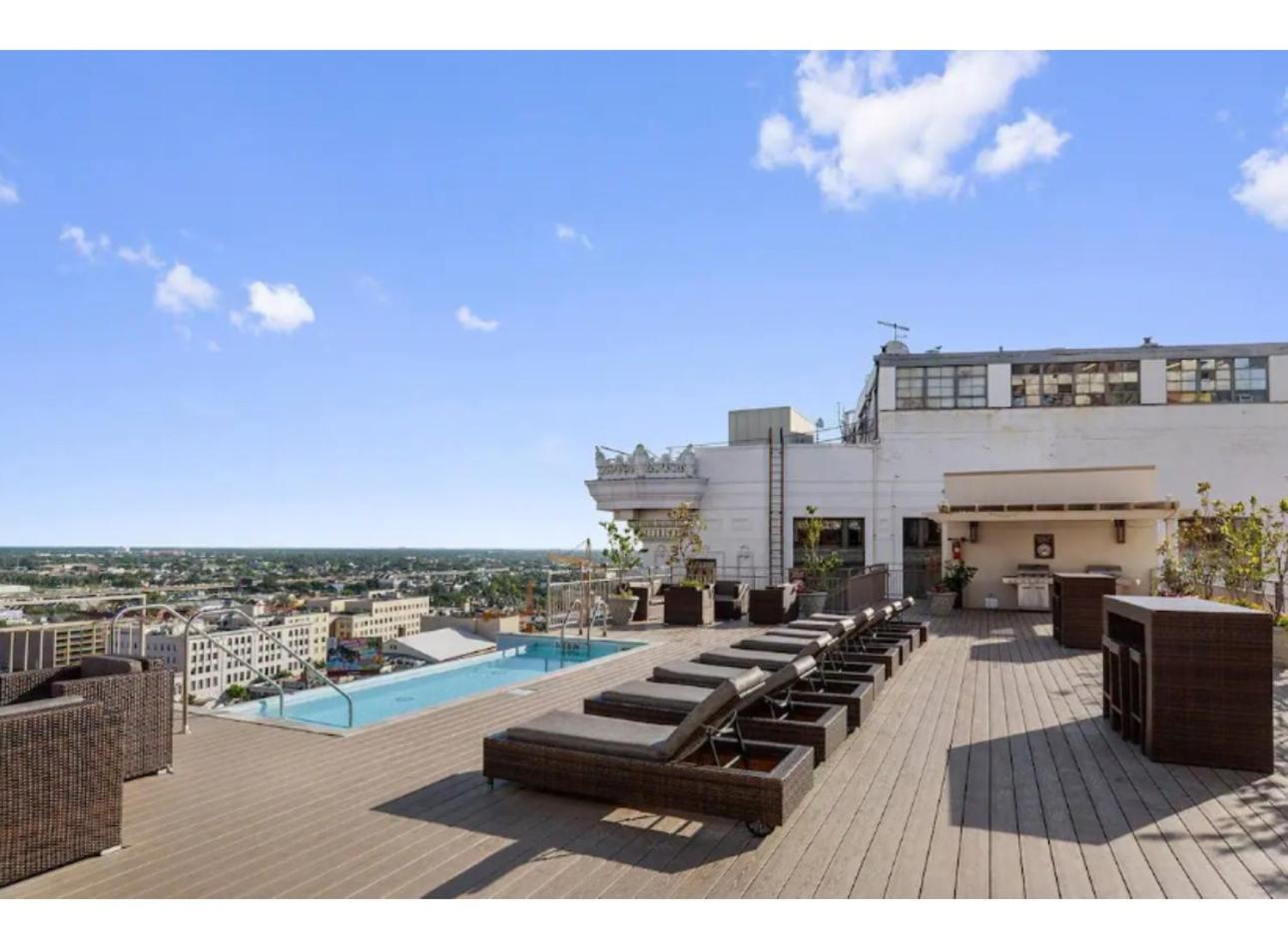 ניו אורלינס Amazing Condos Beautiful View 2 Blocks To French Quarter, Small Rooftop Pool, Gym, Seanger Theater, Super Dome, And Bourbon St מראה חיצוני תמונה