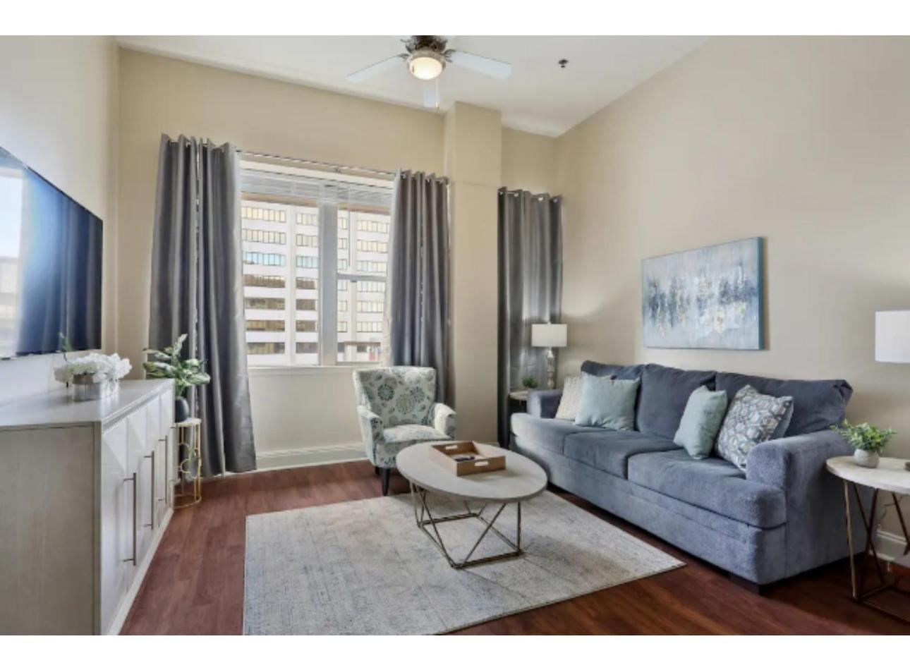 ניו אורלינס Amazing Condos Beautiful View 2 Blocks To French Quarter, Small Rooftop Pool, Gym, Seanger Theater, Super Dome, And Bourbon St חדר תמונה