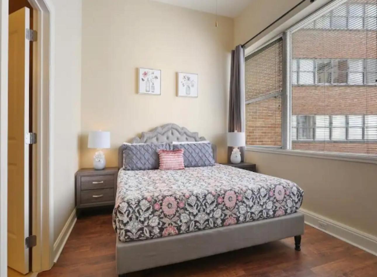 ניו אורלינס Amazing Condos Beautiful View 2 Blocks To French Quarter, Small Rooftop Pool, Gym, Seanger Theater, Super Dome, And Bourbon St מראה חיצוני תמונה